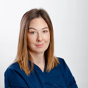 Dr. Kluszka Laura