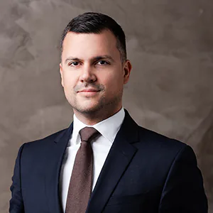 Dr. Remenyik Balázs